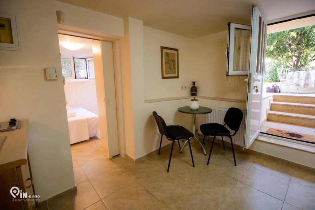 Odysseus Cozy Home Néa Mákri Buitenkant foto